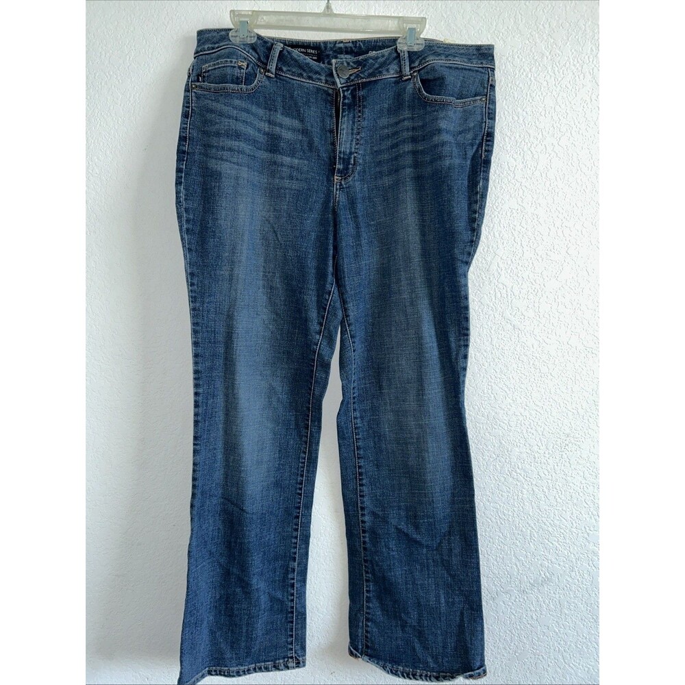 Lee Jeans Women's size18w  Denim Modern Series Curvy Fit Bootcut L43,32I